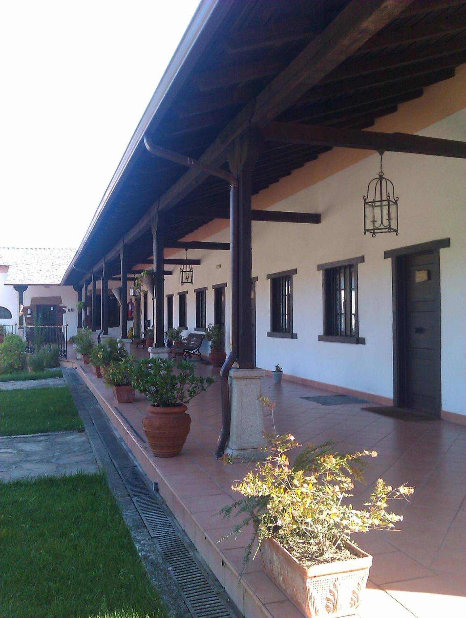 Hotel Monumento Pazo Do Castro O Barco de Valdeorras Exterior foto