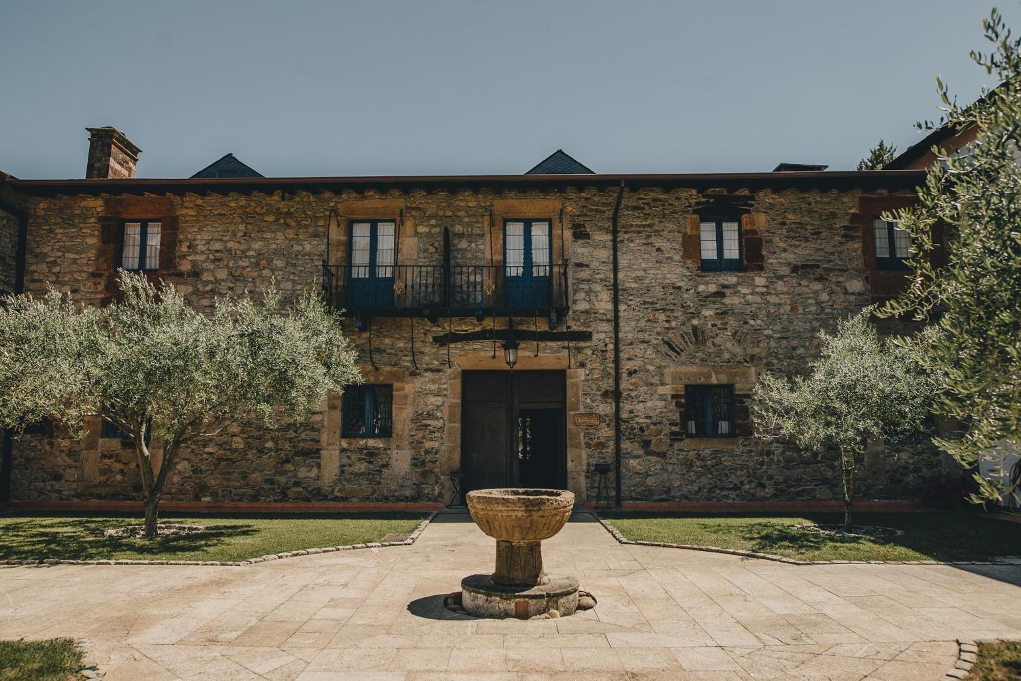 Hotel Monumento Pazo Do Castro O Barco de Valdeorras Exterior foto